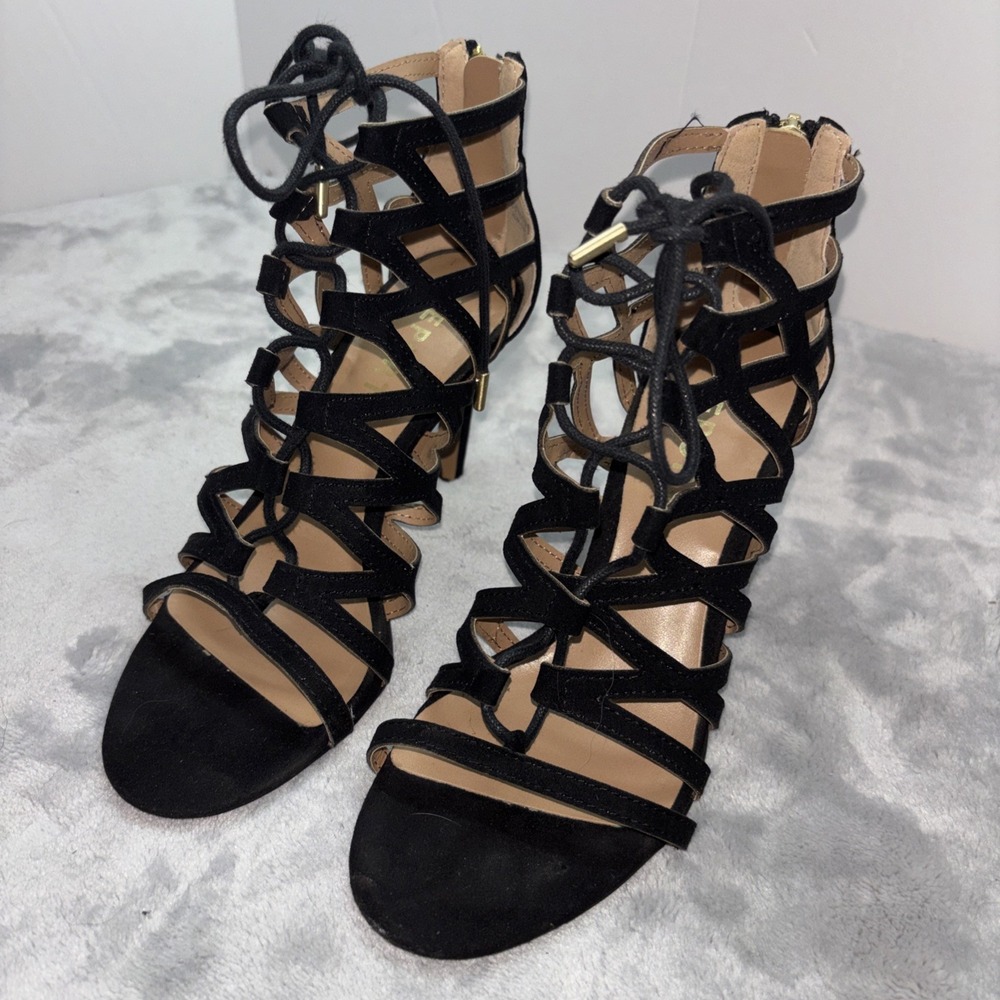 Report brand Adrianna Black Strap 6 M